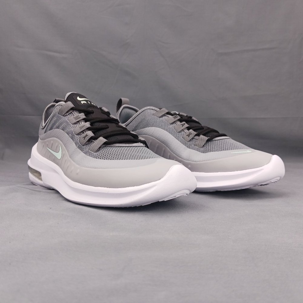 Nike Air Max Axis Woman's Running Shoes AA2168 001 Gray Sizes 7.5-8.5 - Picture 2 of 9
